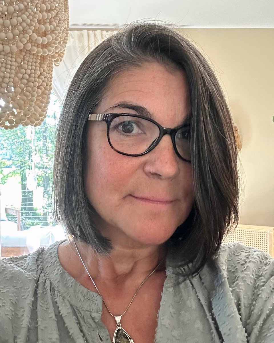 Jackie, transformational coach and Reiki practitioner